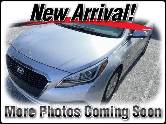 2017 Hyundai Sonata Hybrid SE — Sedan — 116,348 mi — Orlando, FL