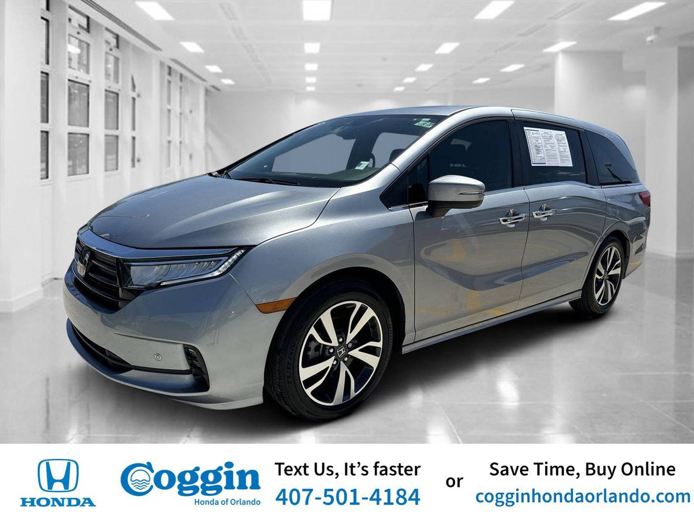 2023 Honda Odyssey Touring — Minivan — 28,512 mi — Orlando, FL