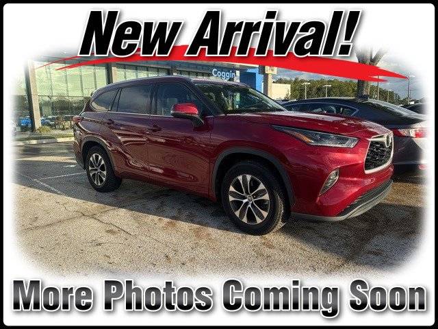 2021 Toyota Highlander XLE — SUV — 76,119 mi — Orlando, FL