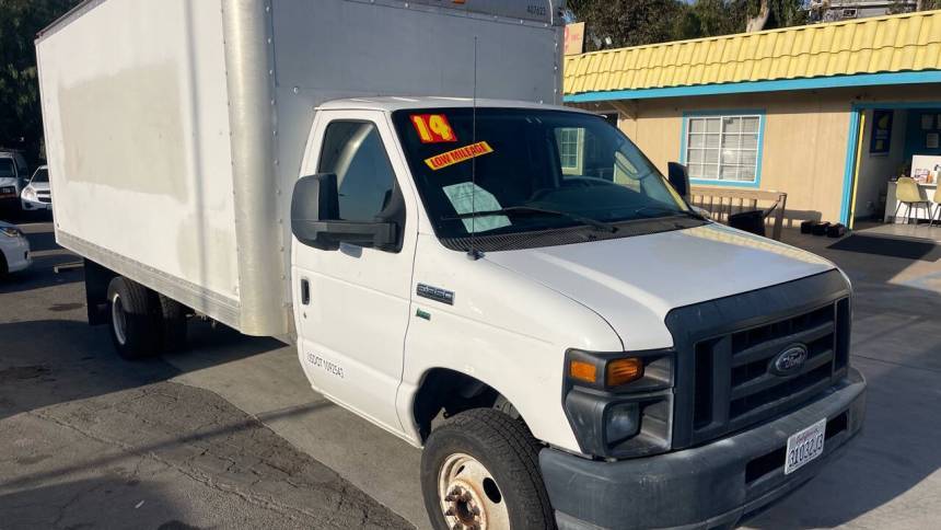2014 Ford Econoline Commercial Cutaway E-350 — Chassis Cab Truck — 151,960 mi — Vista, CA