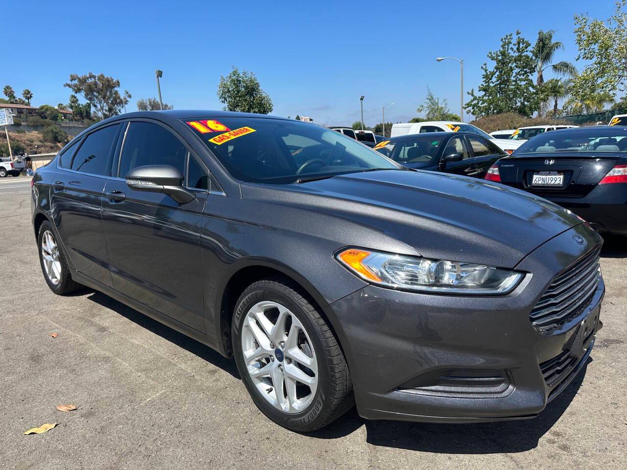 2016 Ford Fusion SE — Sedan — 94,690 mi — Vista, CA
