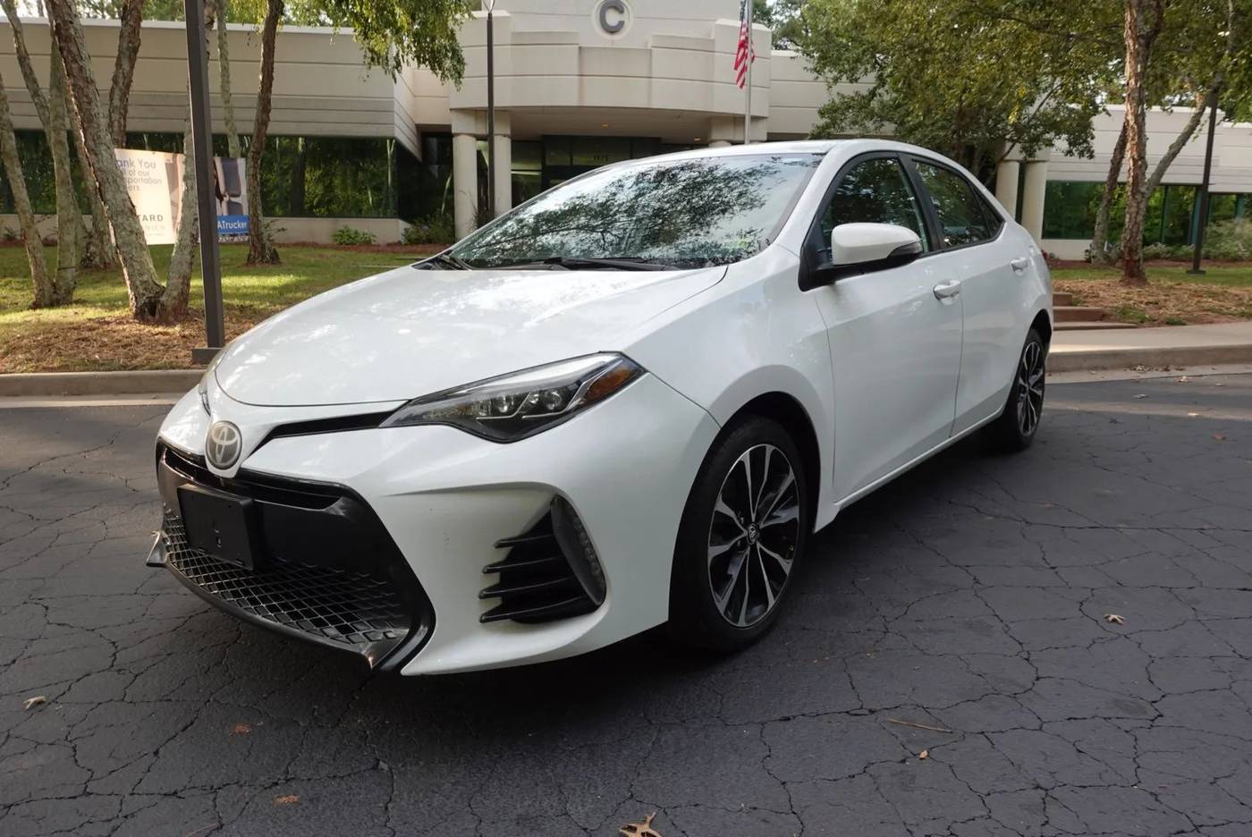 2017 Toyota Corolla SE — Sedan — 99,288 mi — Norcross, GA