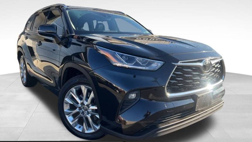 2021 Toyota Highlander Limited — SUV — 68,851 mi — LEESBURG, VA