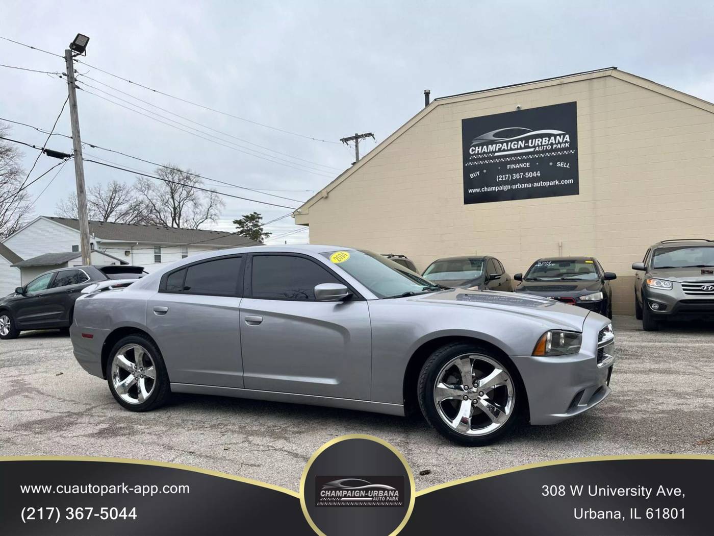 2014 Dodge Charger SXT — Sedan — 136,527 mi — Urbana, IL