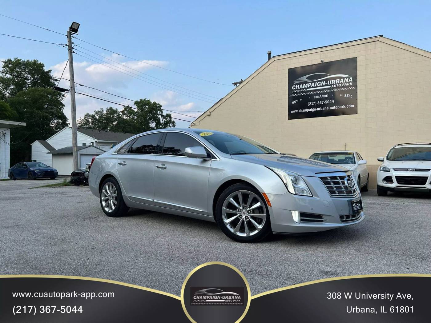 2013 Cadillac XTS Luxury — Sedan — 85,843 mi — Urbana, IL