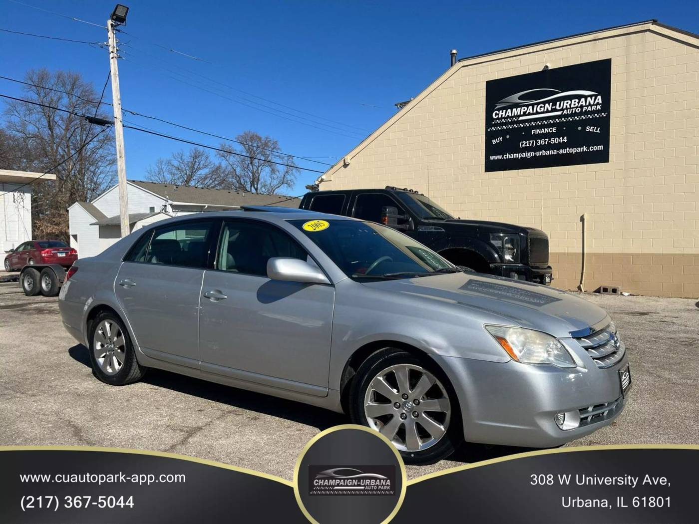 2005 Toyota Avalon Limited — Sedan — 148,222 mi — Urbana, IL