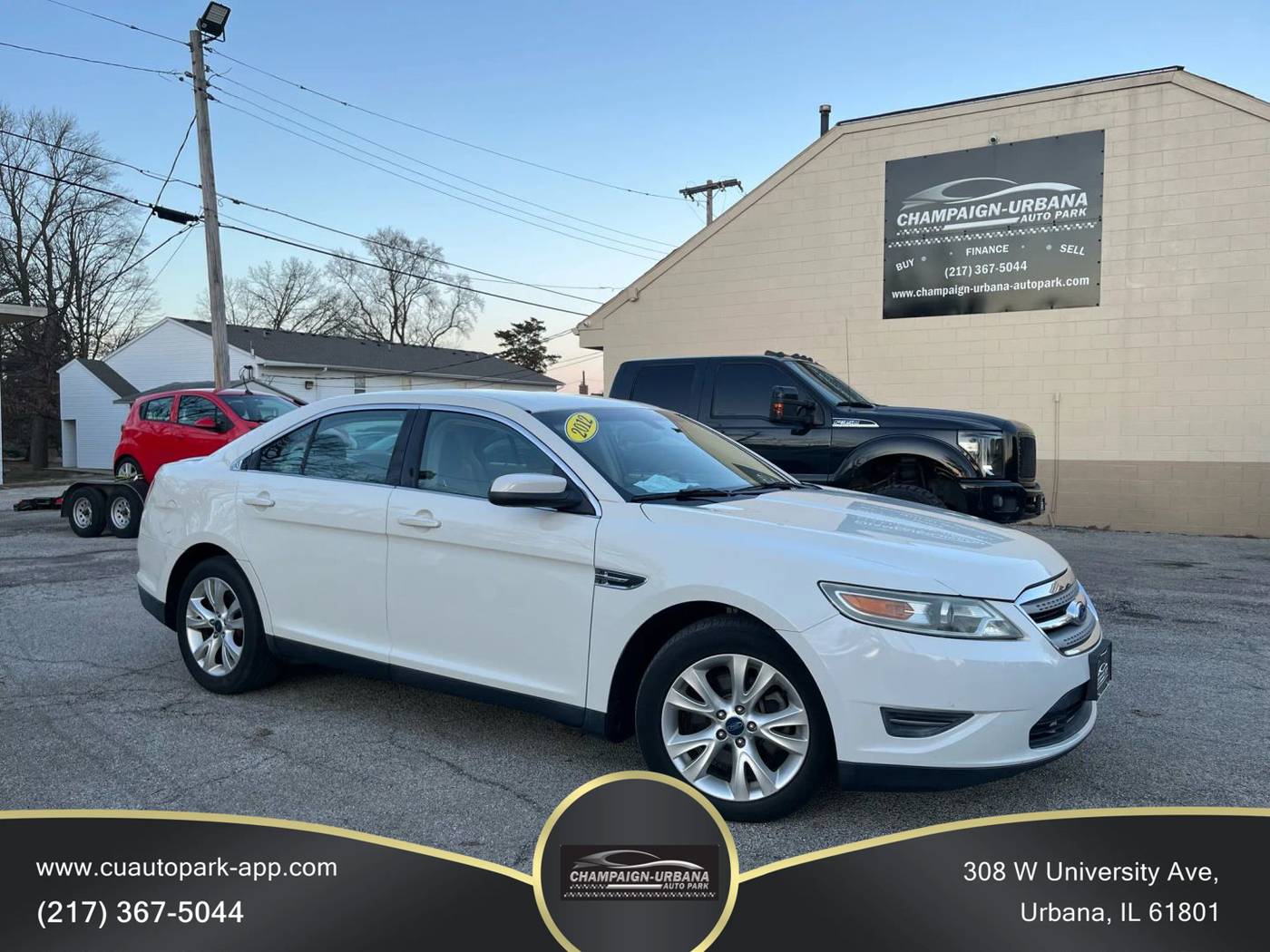 2012 Ford Taurus SEL — Sedan — 168,401 mi — Urbana, IL