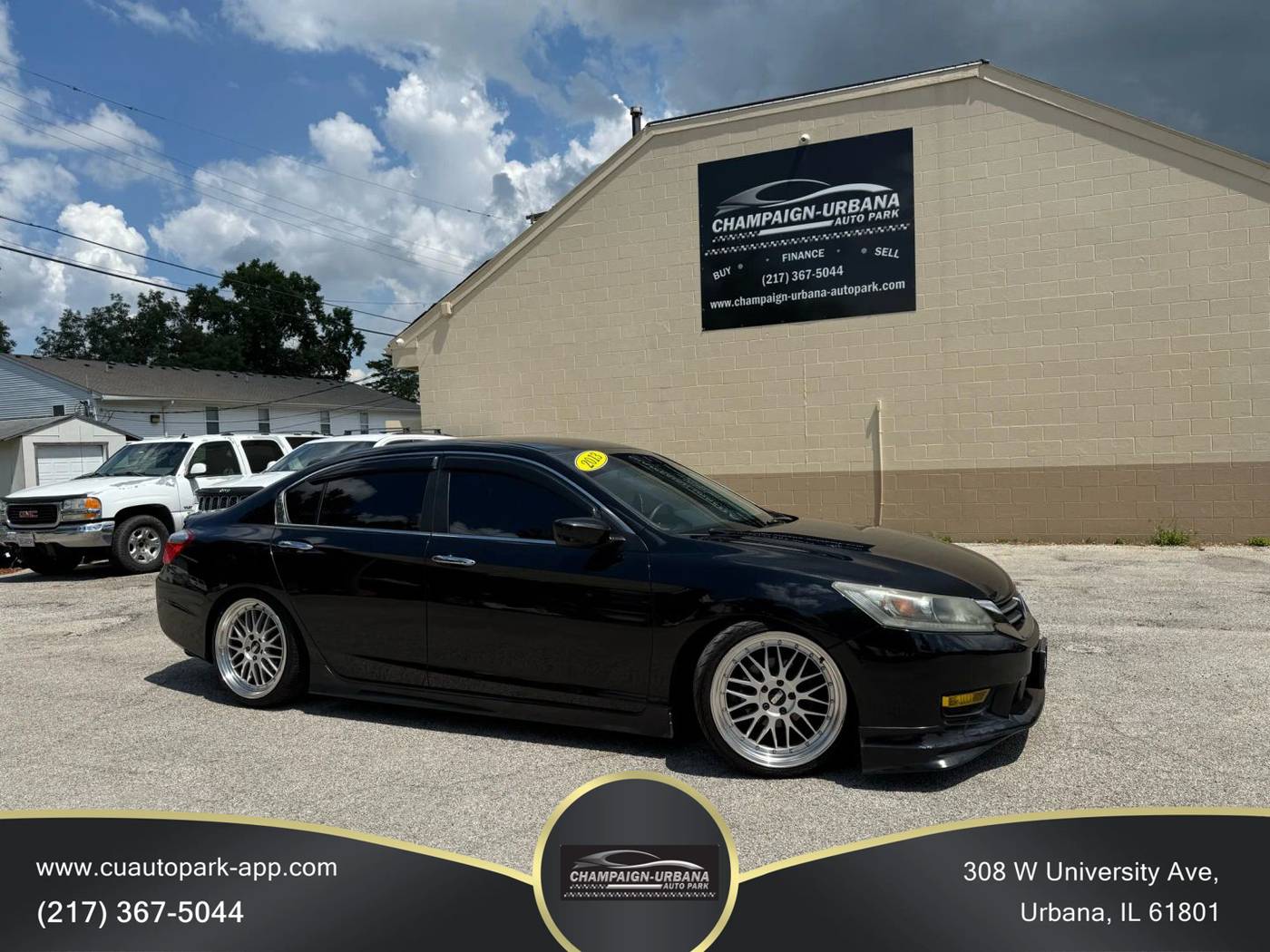 2013 Honda Accord LX — Sedan — 132,107 mi — Urbana, IL