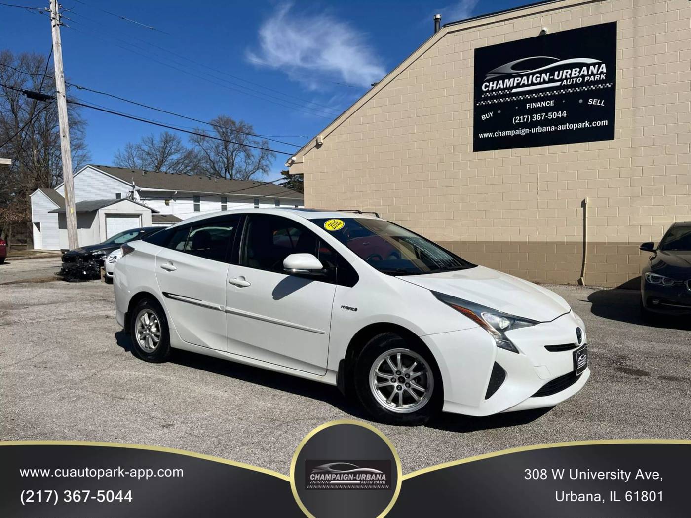 2016 Toyota Prius Three — Hatchback — 144,259 mi — Urbana, IL