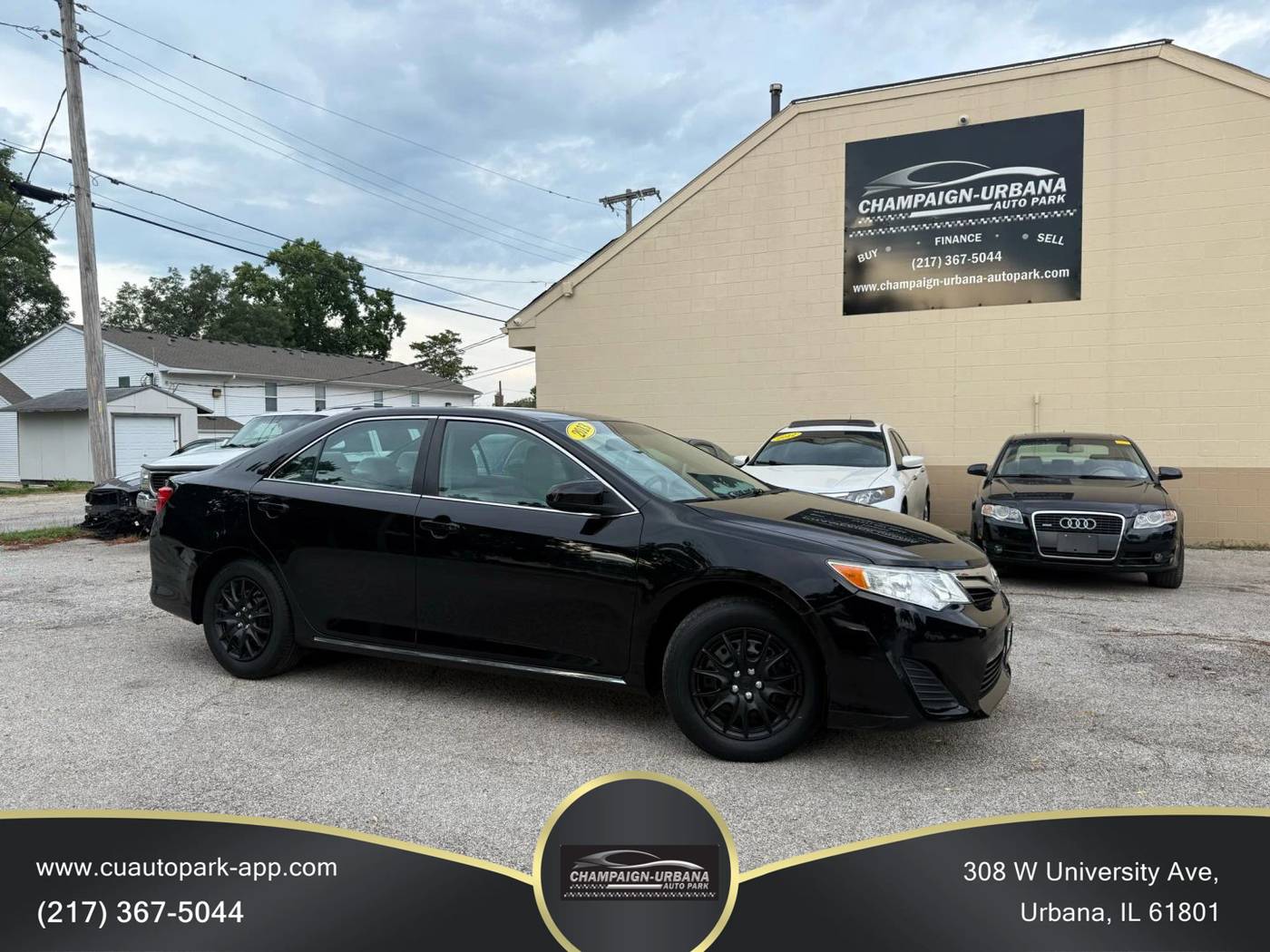 2013 Toyota Camry LE — Sedan — 80,855 mi — Urbana, IL