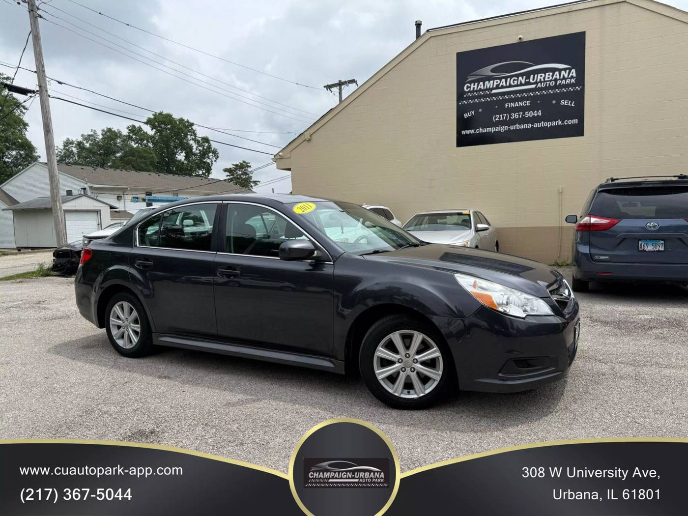 2011 Subaru Legacy 2.5i Premium — Sedan — 170,852 mi — Urbana, IL