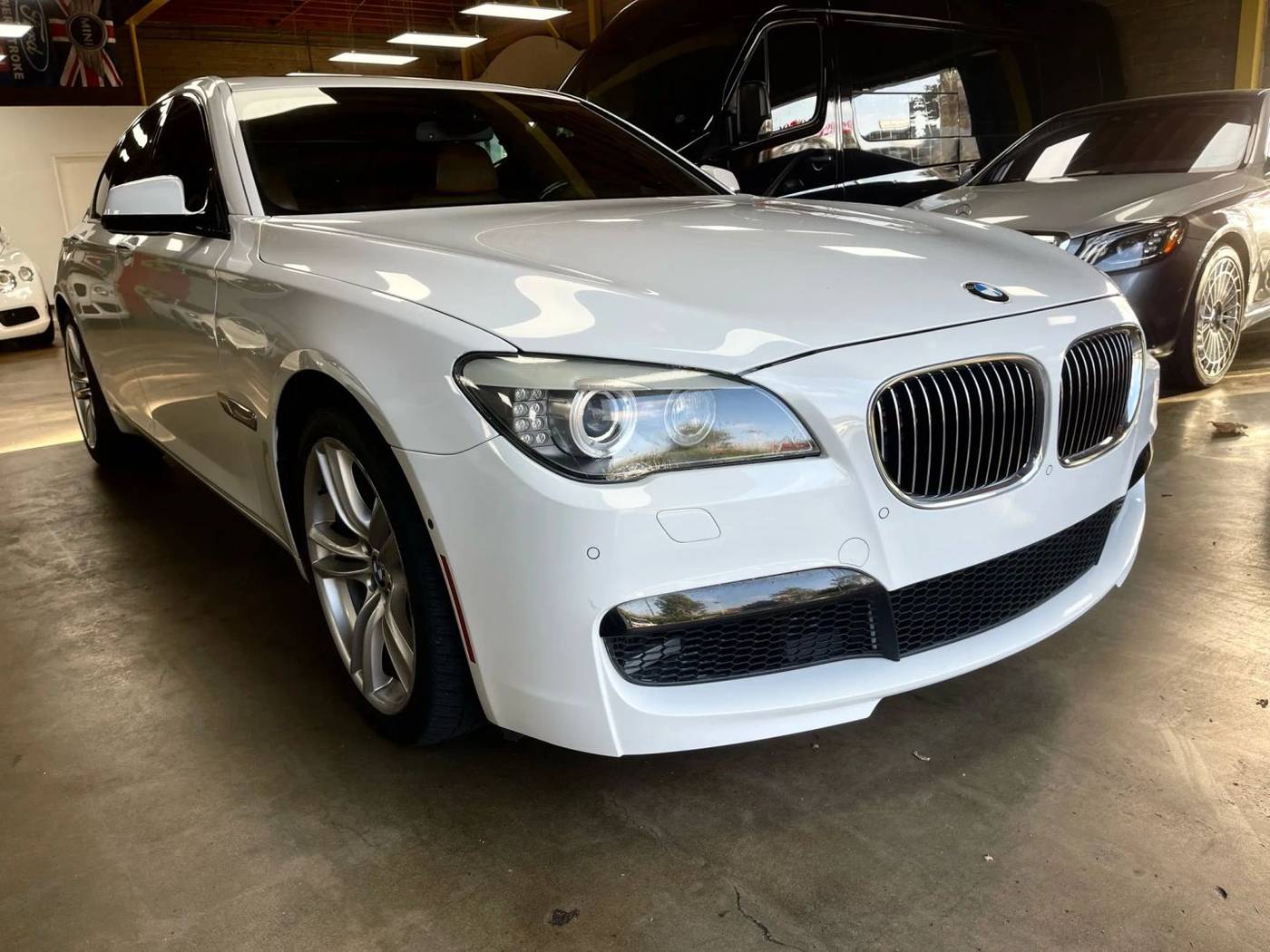2012 BMW 7 Series 750i