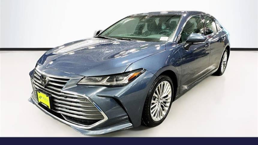 2019 Toyota Avalon Limited — Sedan — 9,281 mi — Brooklyn Park, MN
