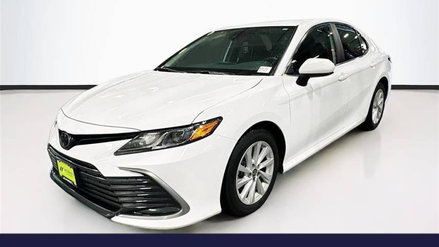 2022 Toyota Camry LE — Sedan — 49,968 mi — Brooklyn Park, MN