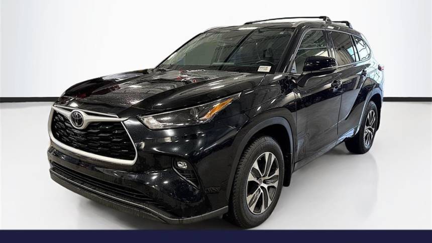 2022 Toyota Highlander XLE — SUV — 74,397 mi — Brooklyn Park, MN