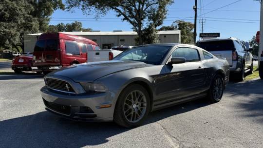 2013 Ford Mustang V6 Premium — Coupe — 117,980 mi — Pensacola, FL
