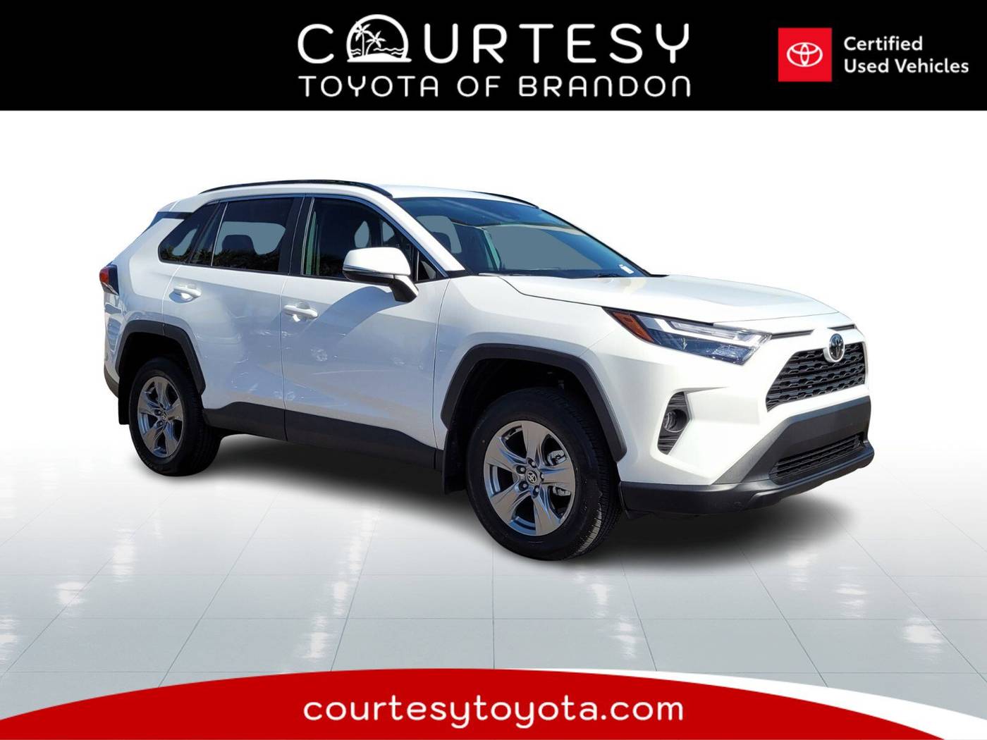2025 Toyota RAV4 XLE — SUV — 3,732 mi — Tampa, FL