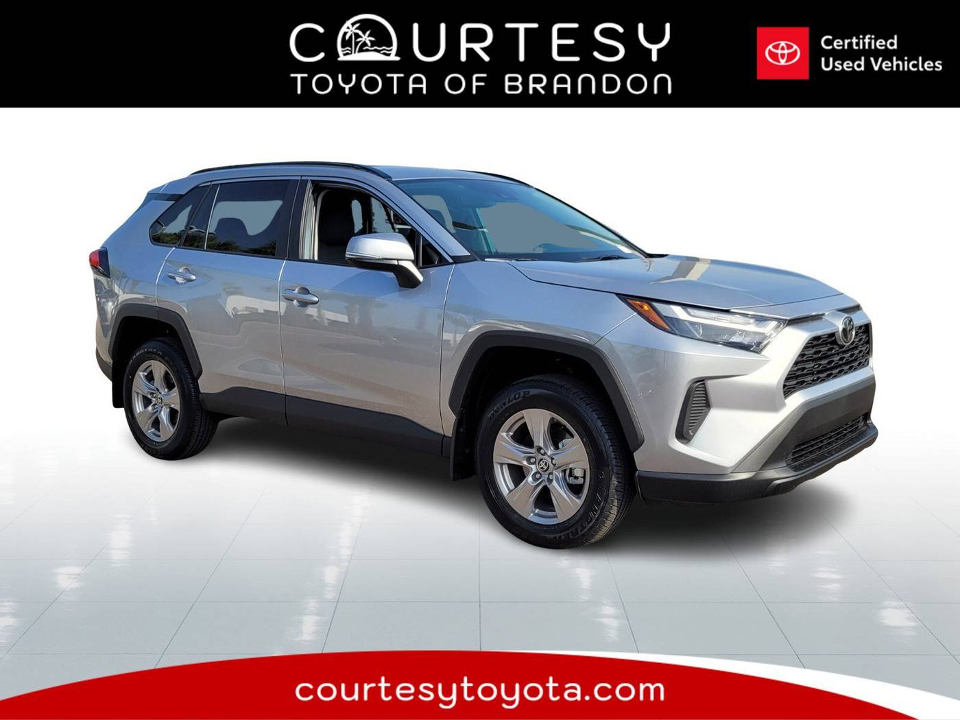 2025 Toyota RAV4 XLE — SUV — 27 mi — Tampa, FL