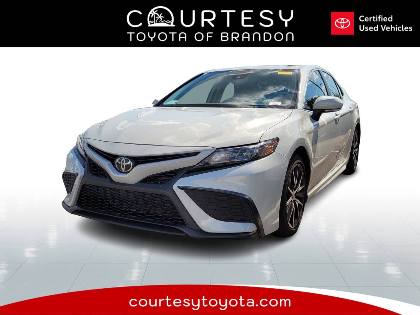 2024 Toyota Camry SE — Sedan — 19,377 mi — Tampa, FL