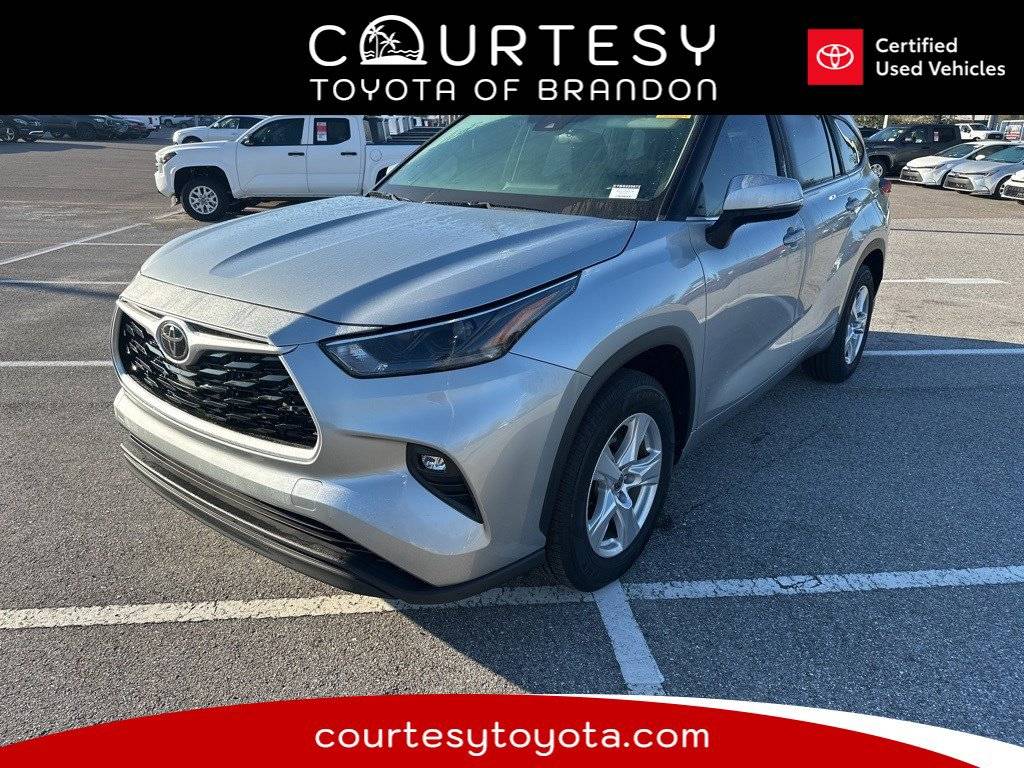2022 Toyota Highlander LE — SUV — 52,775 mi — Tampa, FL