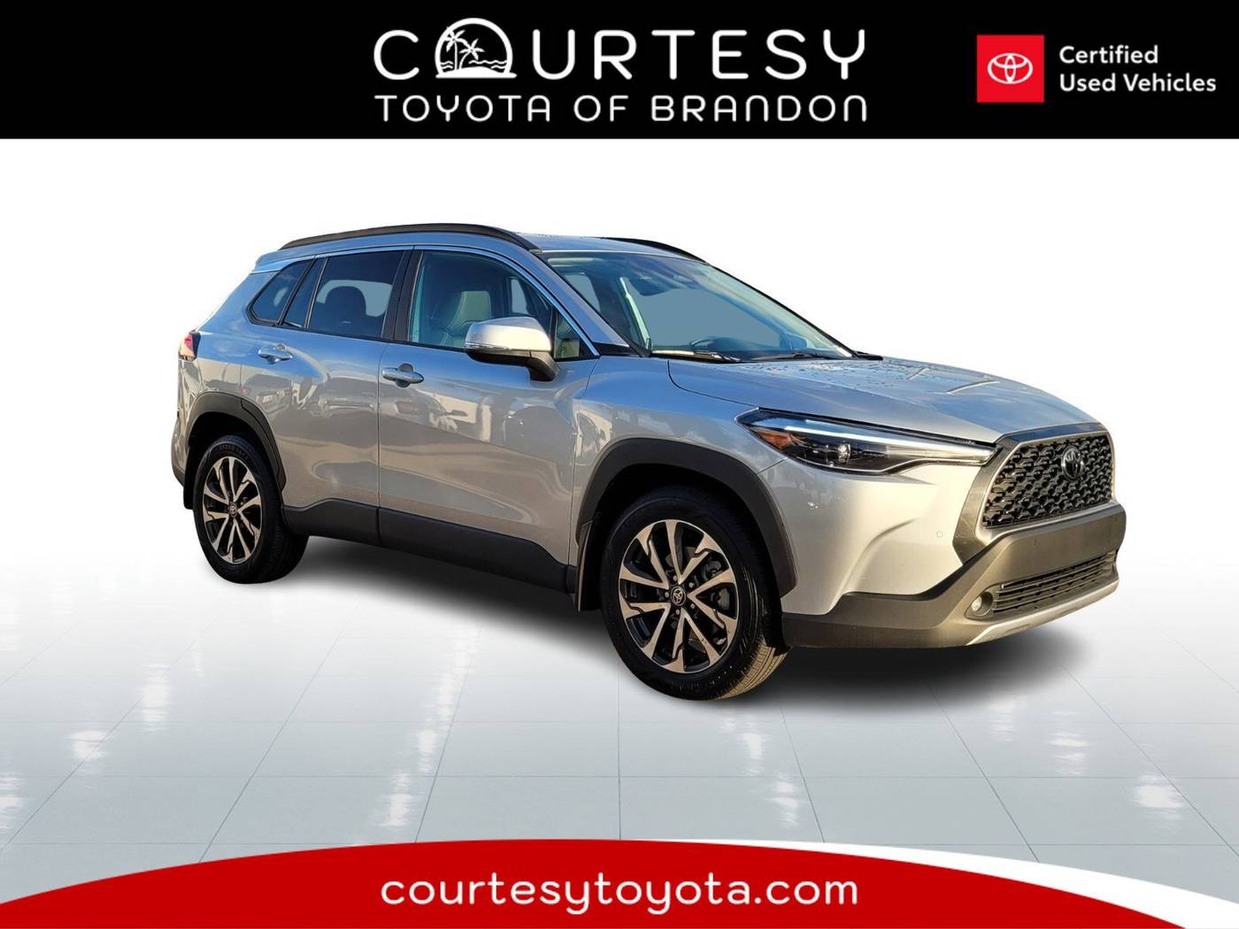 2024 Toyota Corolla Cross XLE — SUV — 23,570 mi — Tampa, FL