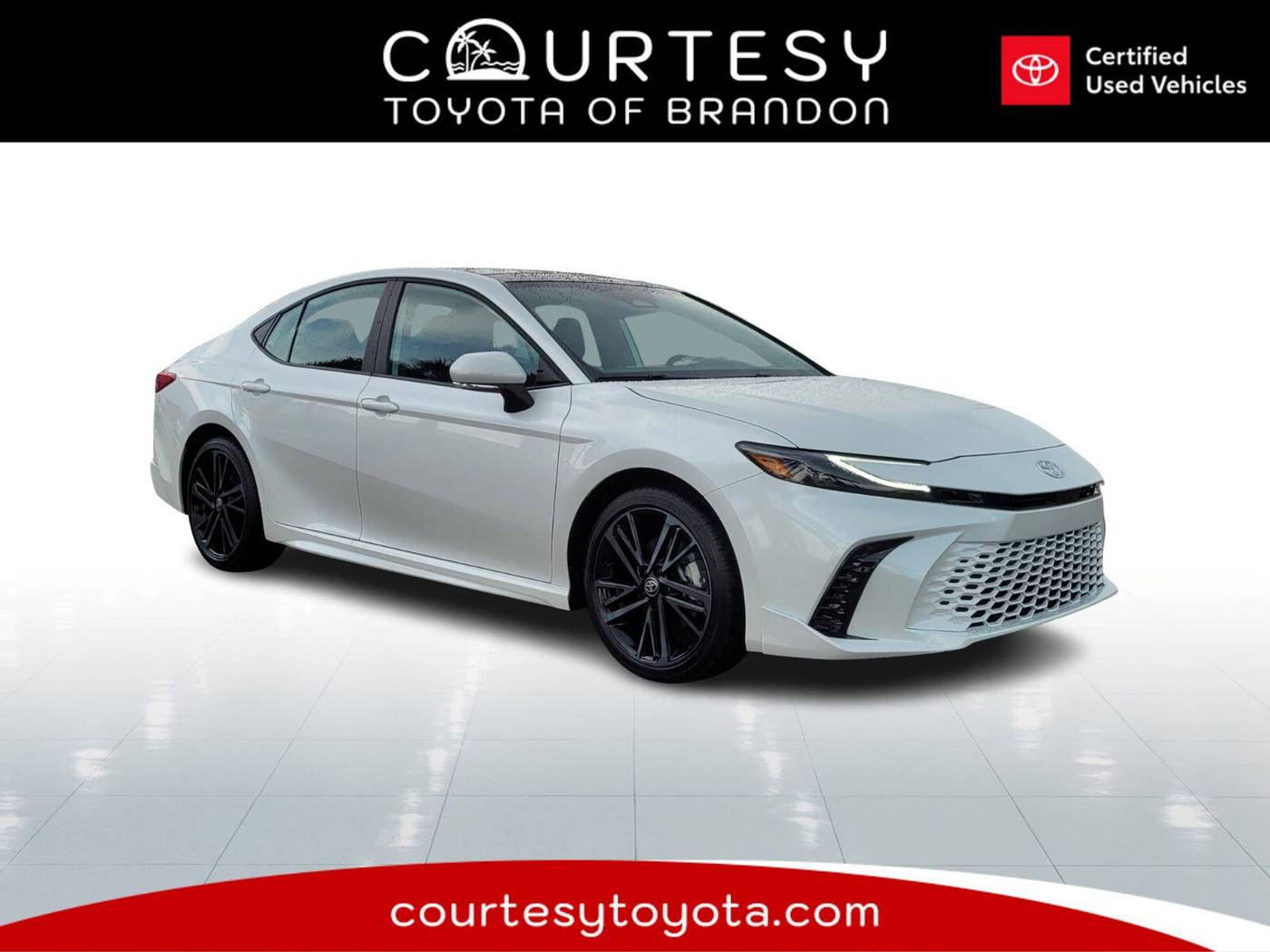 2025 Toyota Camry Hybrid XSE — Sedan — 2,883 mi — Tampa, FL