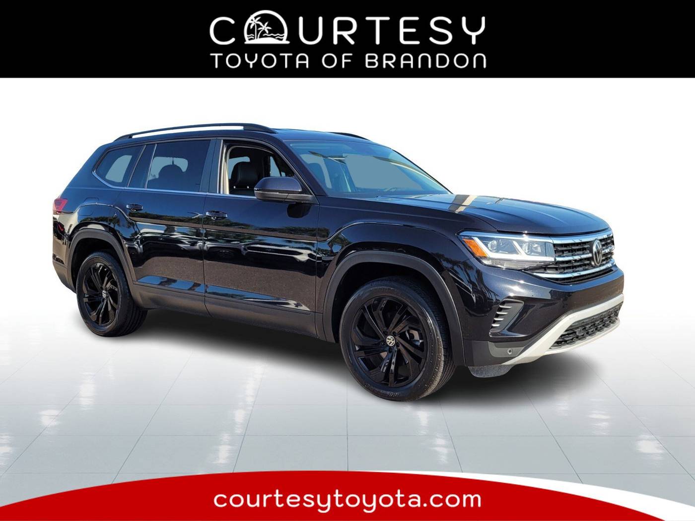 2022 Volkswagen Atlas SE with Technology — SUV — 32,161 mi — Tampa, FL
