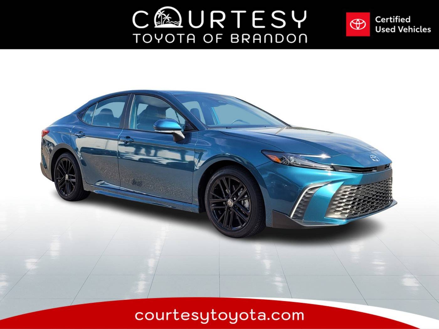 2025 Toyota Camry SE — Sedan — 4,442 mi — Tampa, FL