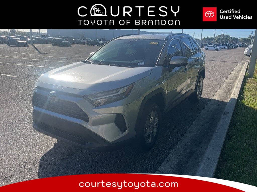 2025 Toyota RAV4 XLE — SUV — 20,076 mi — Tampa, FL