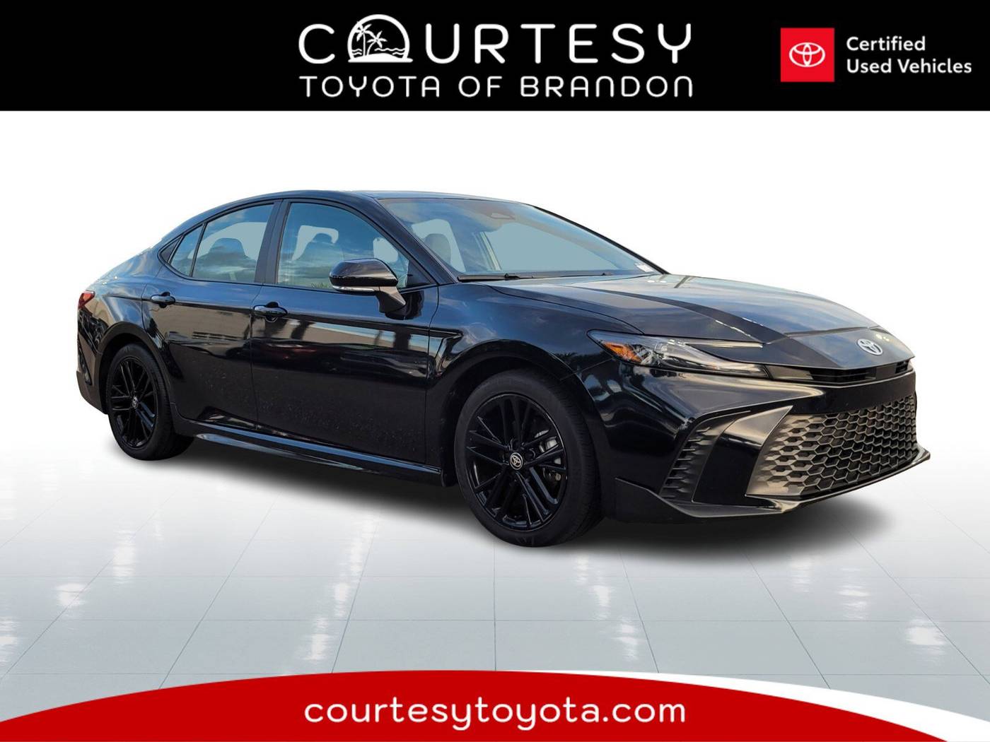 2025 Toyota Camry Hybrid SE — Sedan — 45,316 mi — Tampa, FL