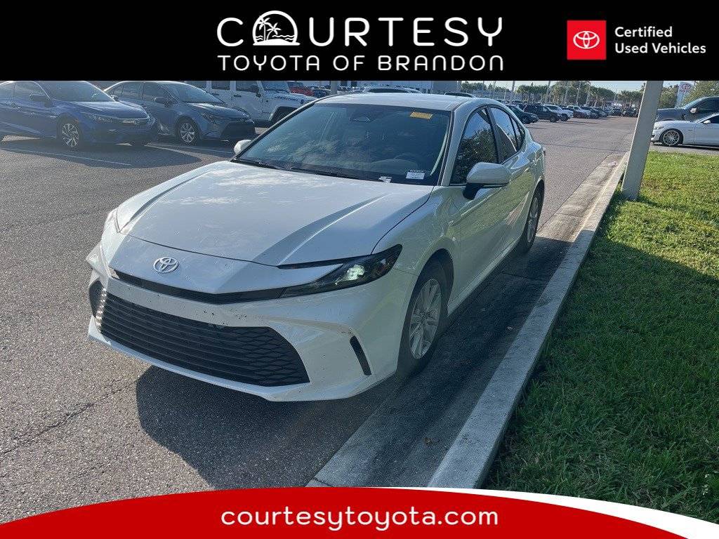 2025 Toyota Camry Hybrid LE — Sedan — 18,722 mi — Tampa, FL