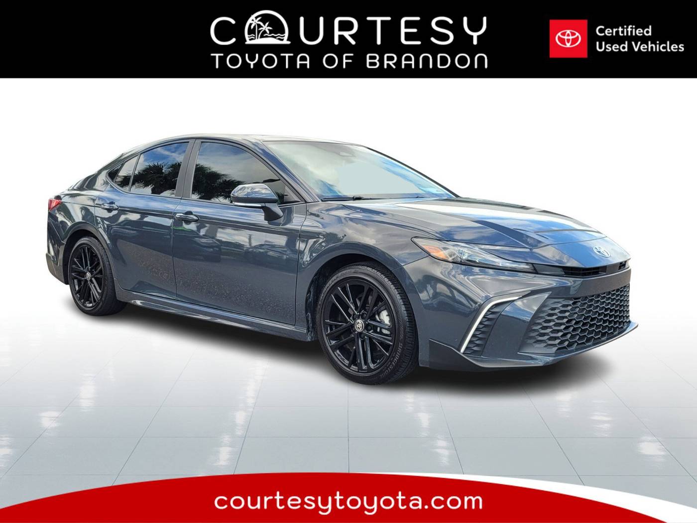 2025 Toyota Camry Hybrid SE — Sedan — 19,767 mi — Tampa, FL