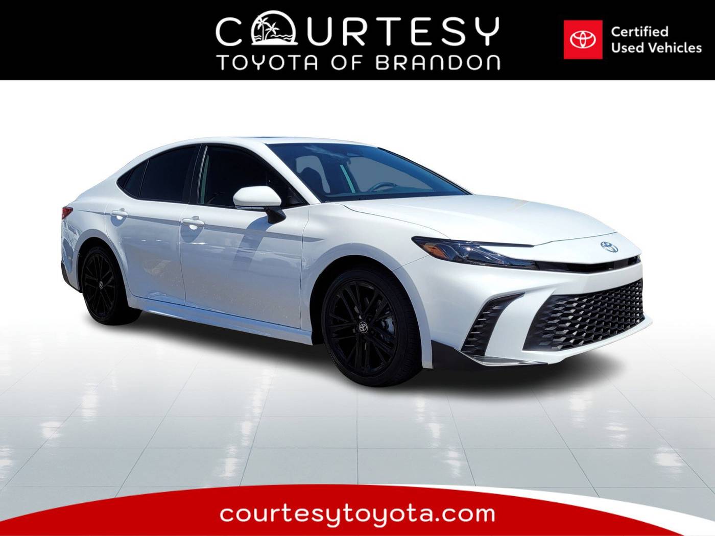 2025 Toyota Camry SE — Sedan — 2,640 mi — Tampa, FL