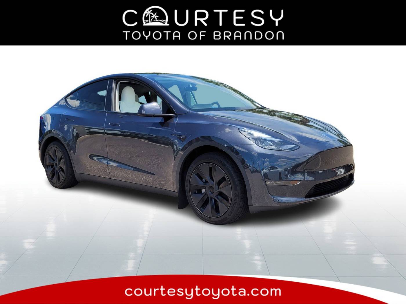 2025 Tesla Model Y Long Range — SUV — 7,113 mi — Tampa, FL