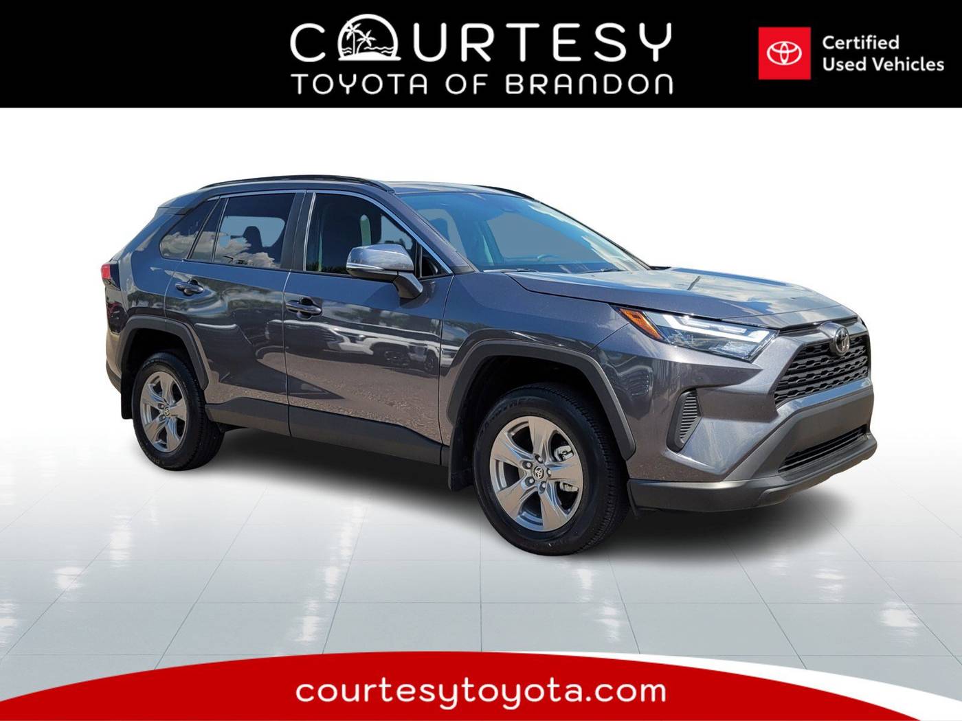 2025 Toyota RAV4 XLE — SUV — 4,172 mi — Tampa, FL