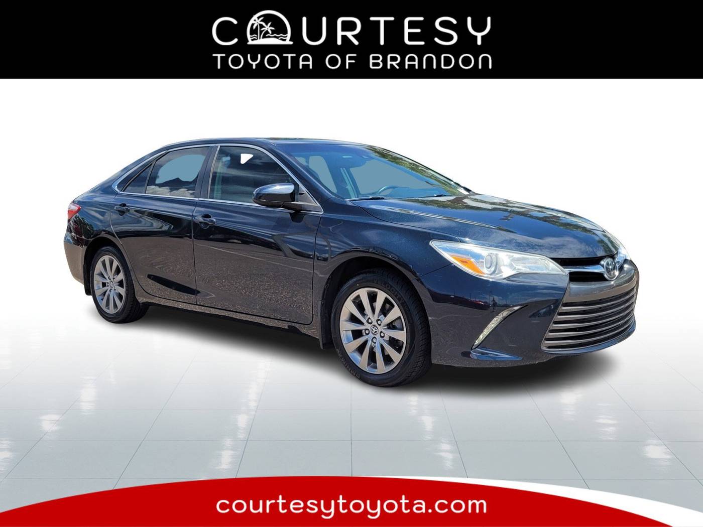 2017 Toyota Camry XLE — Sedan — 116,736 mi — Tampa, FL