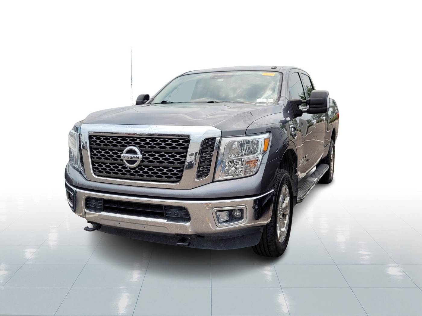 2017 Nissan Titan XD SV — Pickup Truck — 59,365 mi — Tampa, FL