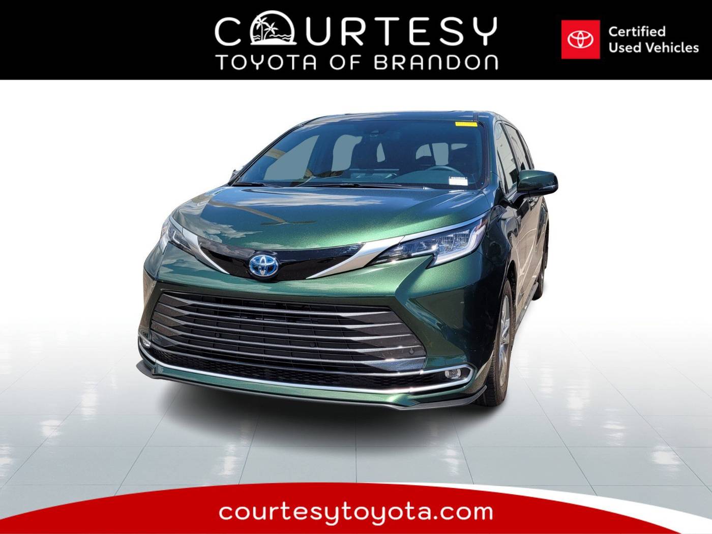 2025 Toyota Sienna Limited — Minivan — 4,946 mi — Tampa, FL