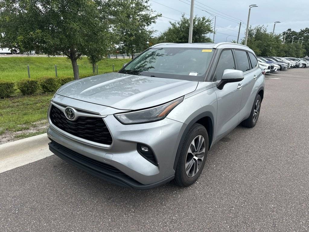 2022 Toyota Highlander XLE — SUV — 88,285 mi — Tampa, FL