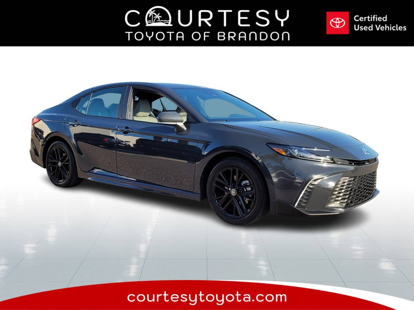 2025 Toyota Camry SE — Sedan — 2,212 mi — Tampa, FL