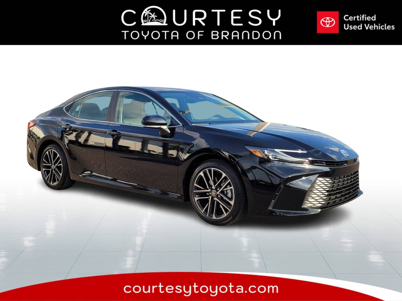 2025 Toyota Camry XLE — Sedan — 2,272 mi — Tampa, FL