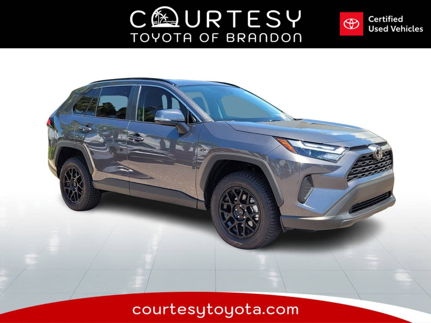 2025 Toyota RAV4 XLE — SUV — 4,122 mi — Tampa, FL