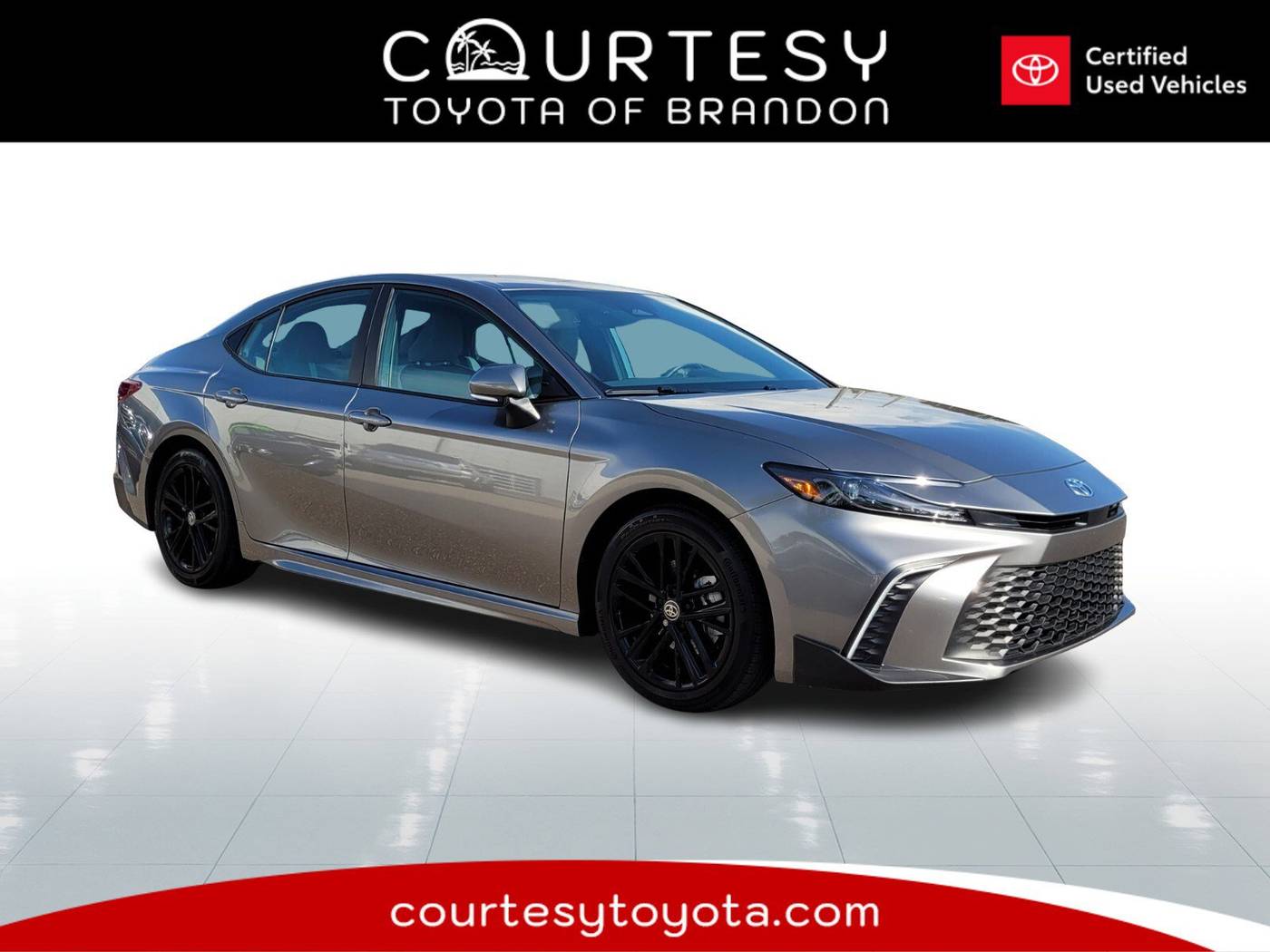 2025 Toyota Camry SE — Sedan — 3,045 mi — Tampa, FL
