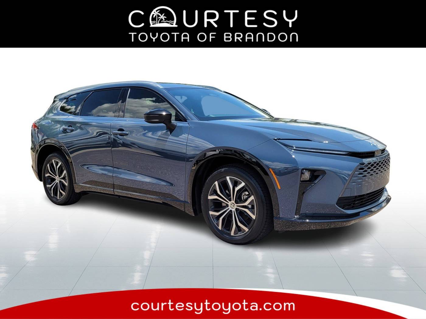 2025 Toyota Crown Signia XLE — SUV — 3,363 mi — Tampa, FL
