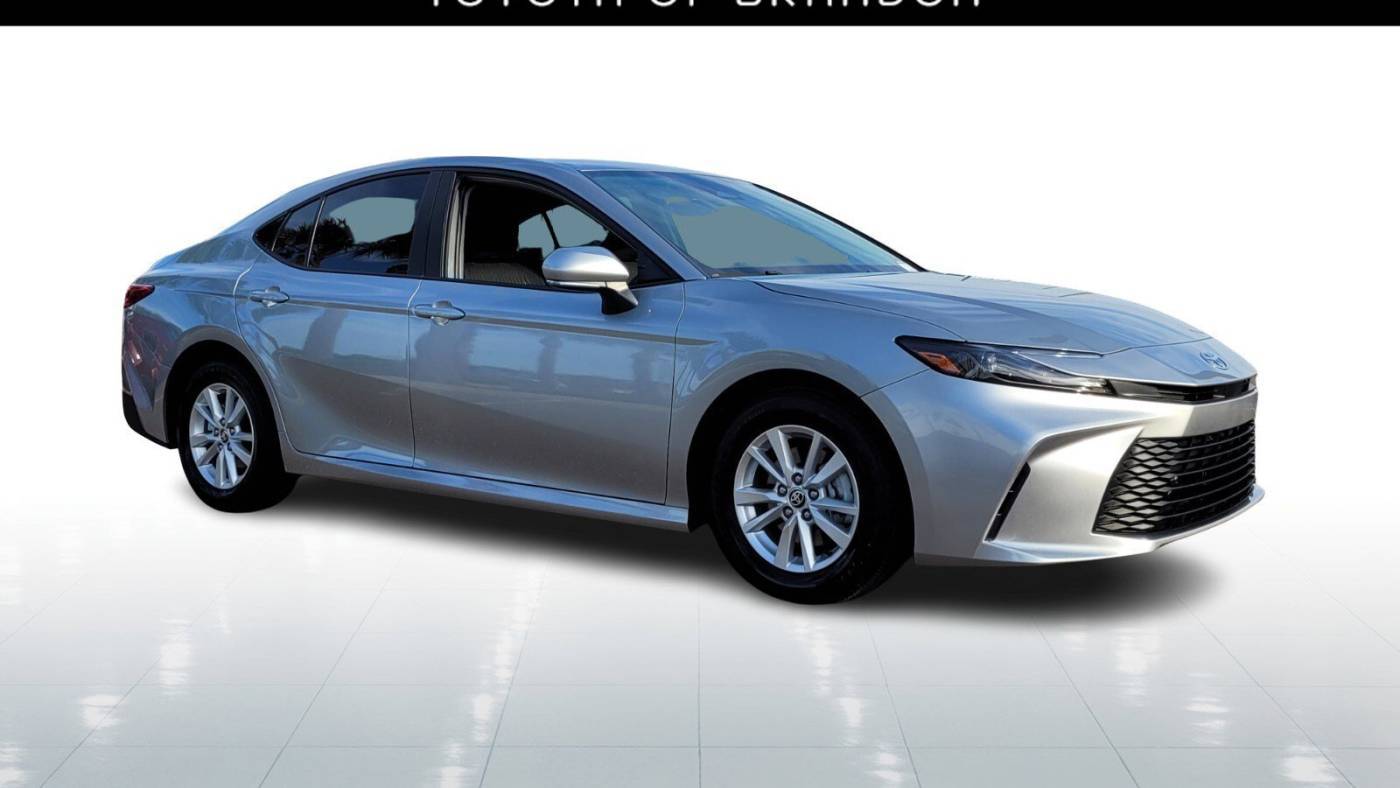 2025 Toyota Camry LE — Sedan — 480 mi — Tampa, FL