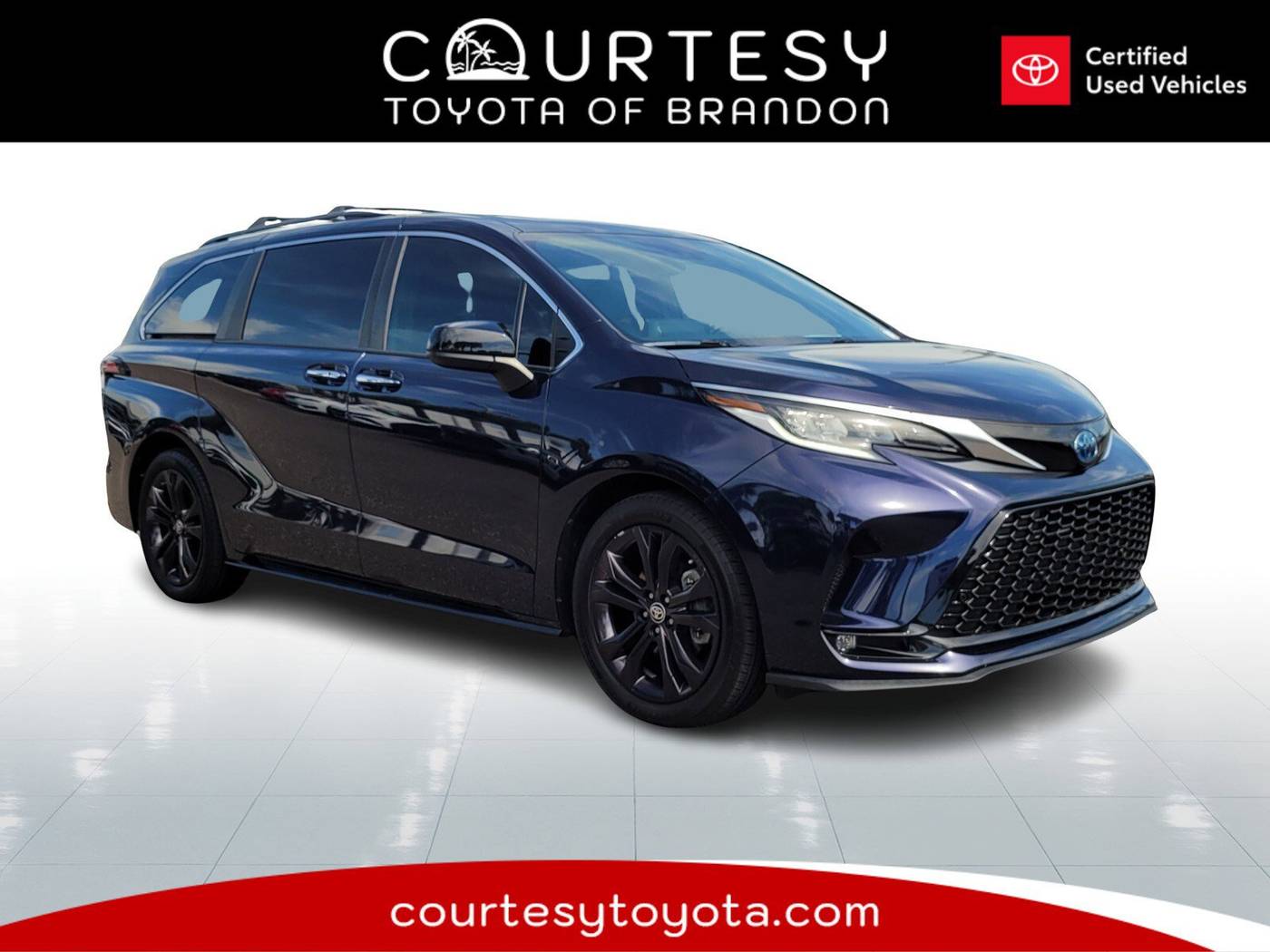 2022 Toyota Sienna XSE — Minivan — 22,299 mi — Tampa, FL