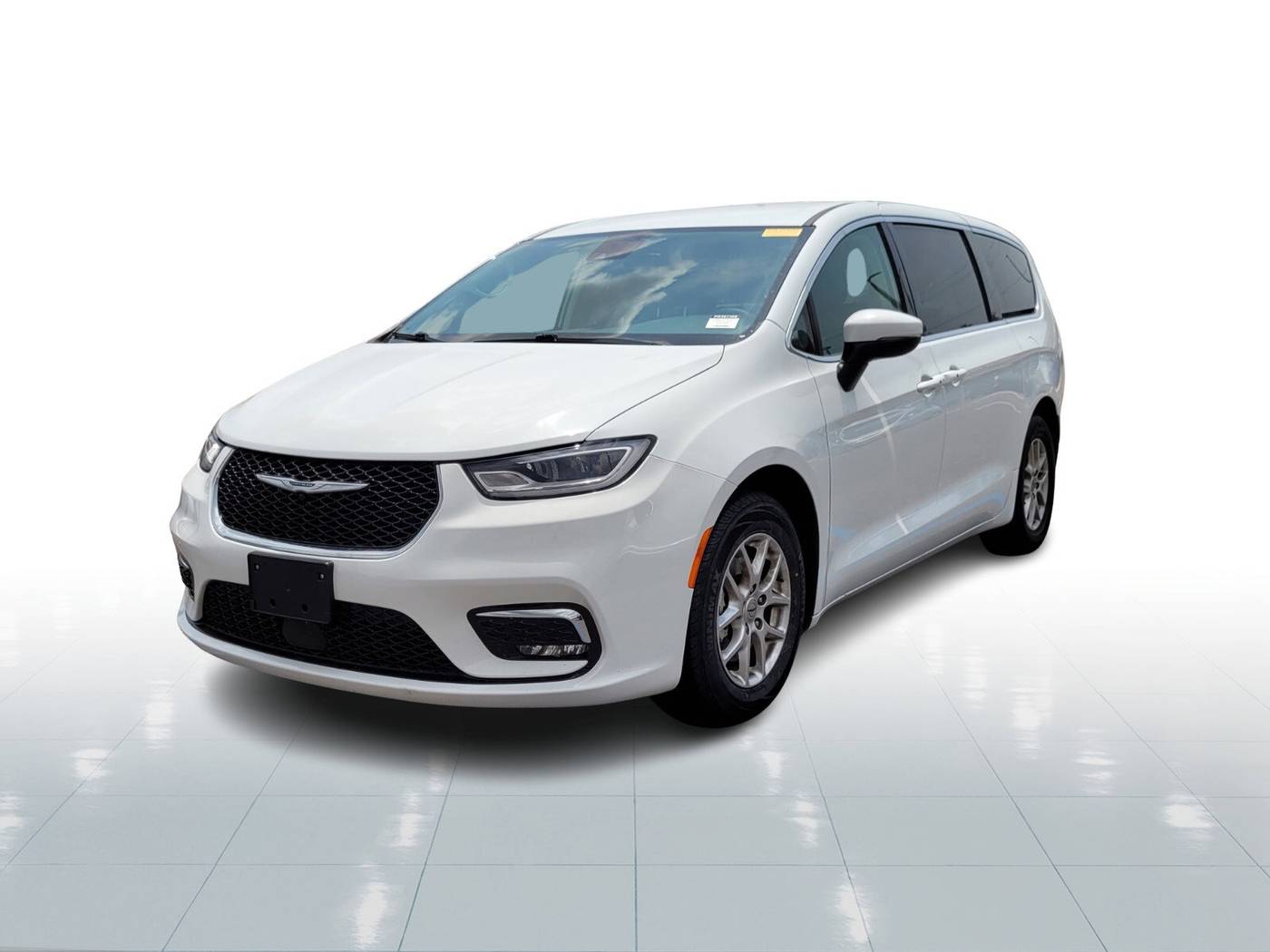 2023 Chrysler Pacifica Touring L — Minivan — 62,892 mi — Tampa, FL