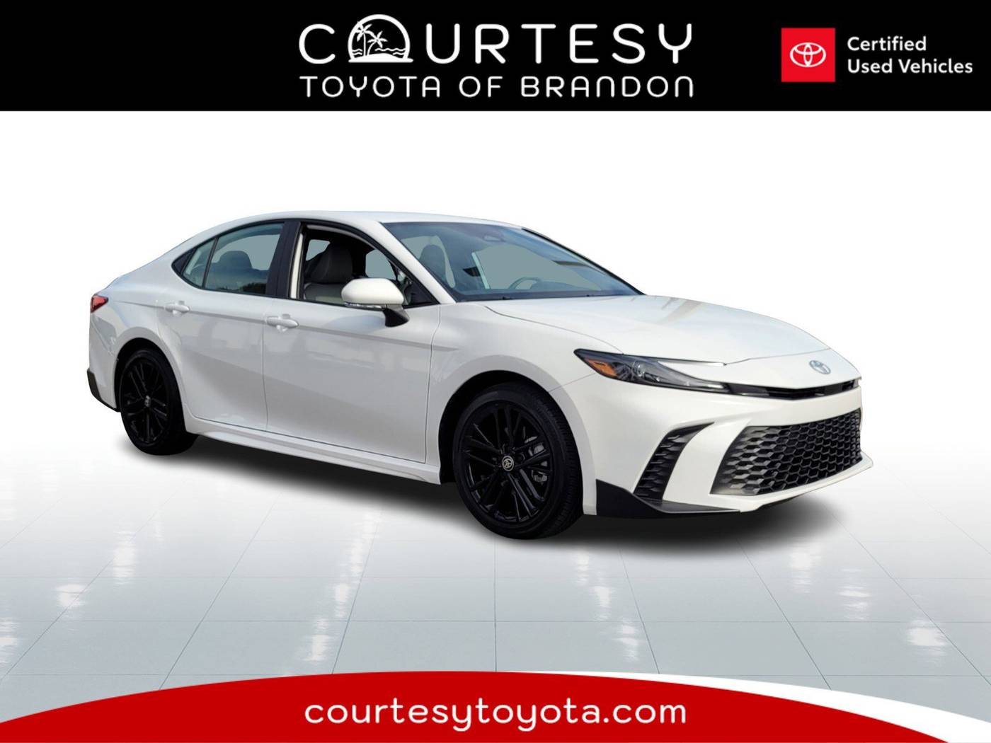 2025 Toyota Camry SE — Sedan — 2,320 mi — Tampa, FL