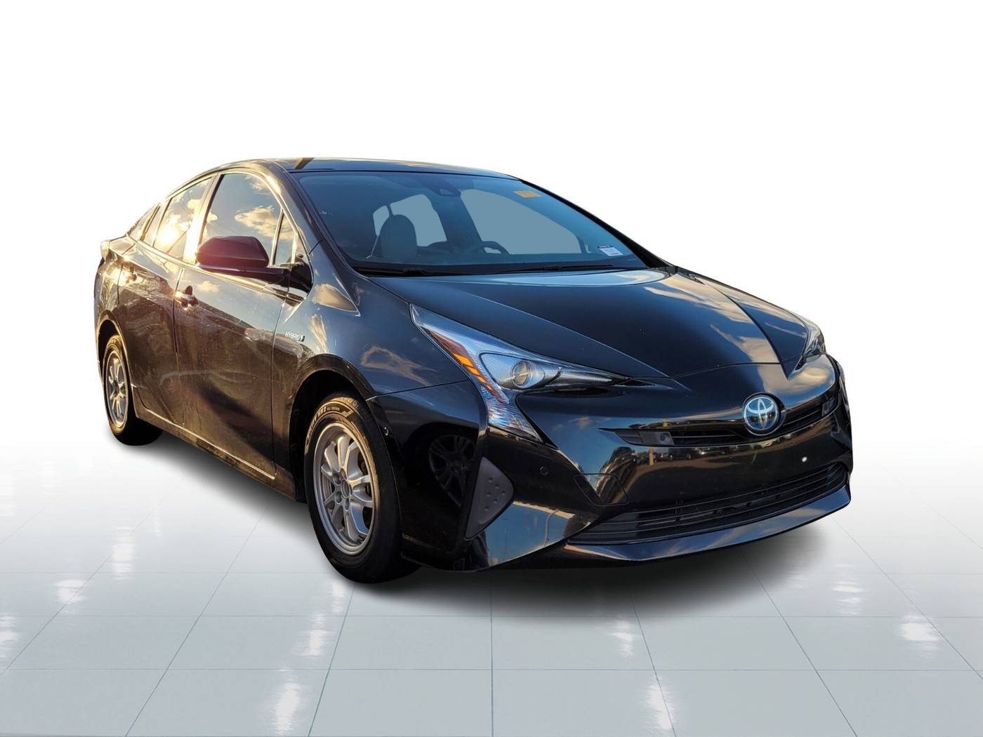 2018 Toyota Prius Four — Hatchback — 77,875 mi — Tampa, FL