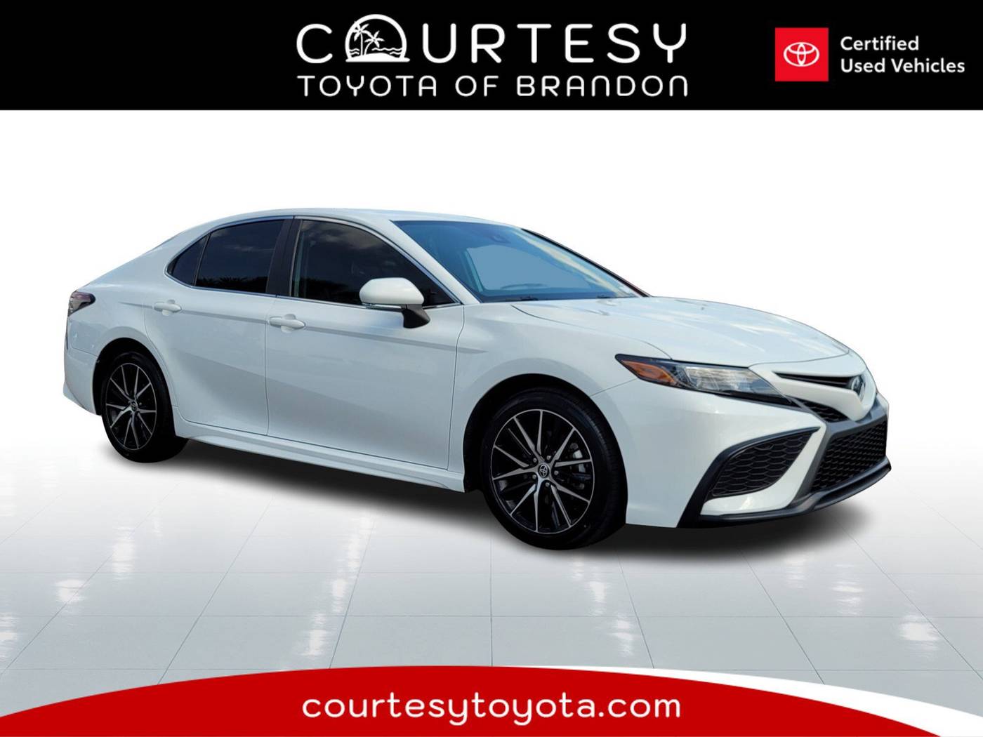 2023 Toyota Camry SE — Sedan — 39,521 mi — Tampa, FL